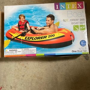 Intex boat explore 200
